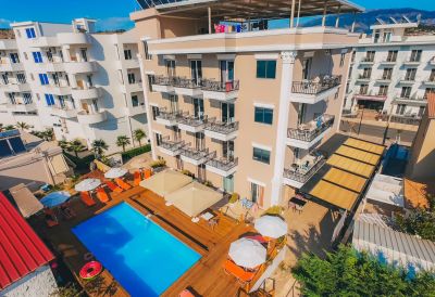 Class Hotel