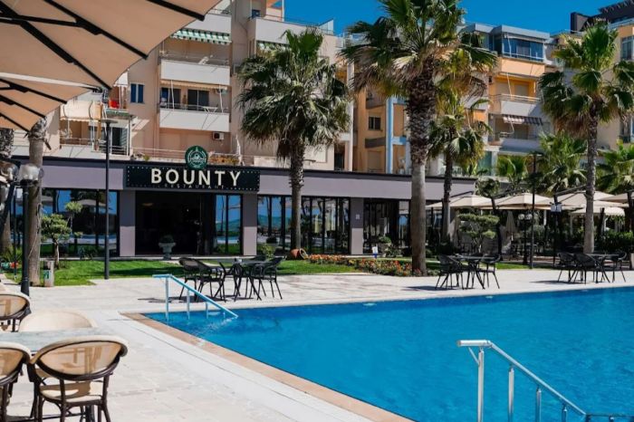 Bounty Hotel