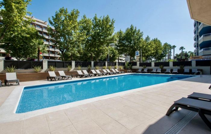 Apartamentos California