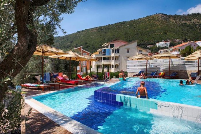 Castellastva Hotel