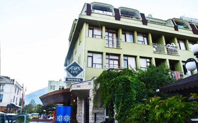 Ares City Hotel