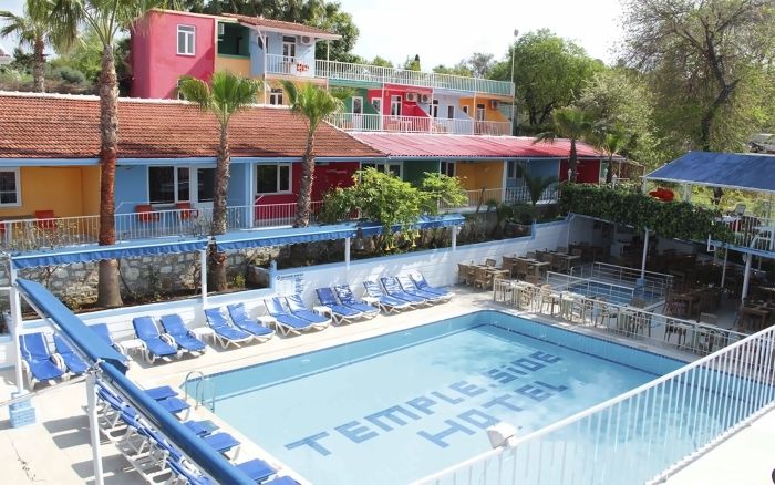 Side Temple Hotel
