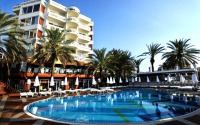 Elegance Hotel