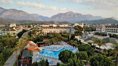 Lucida Beach Hotel