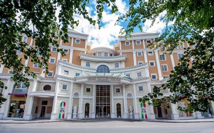 Rome Palace Deluxe AH