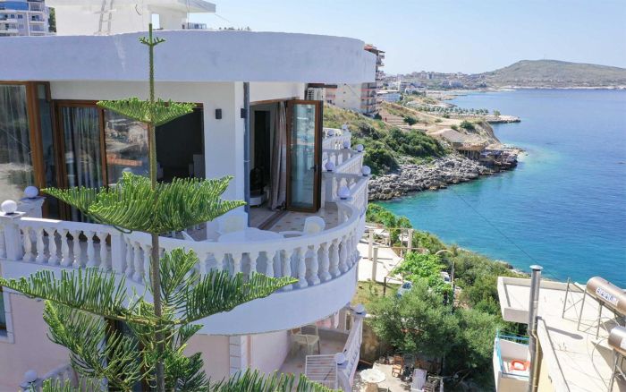Romario Apartments