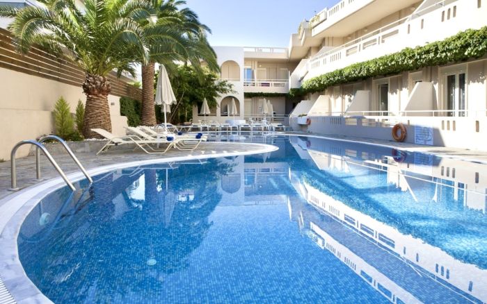 Axos Hotel