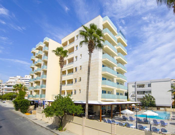 Kapetanios Limassol Hotel