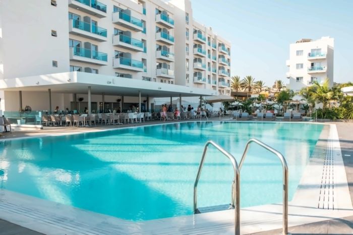 Kapetanios Bay Hotel