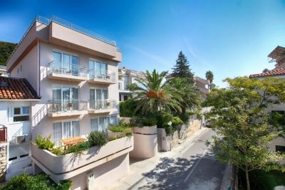 Apartments House Star