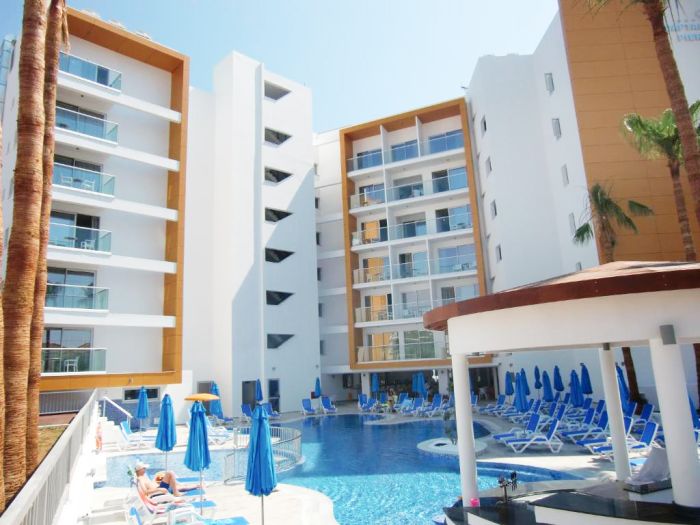 Captain Pier Hotel