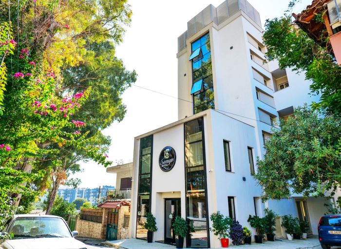 Semajo Hotel
