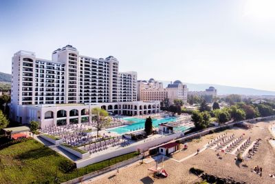 Secrets Sunny Beach Resort & Spa (Adults Only 18+)
