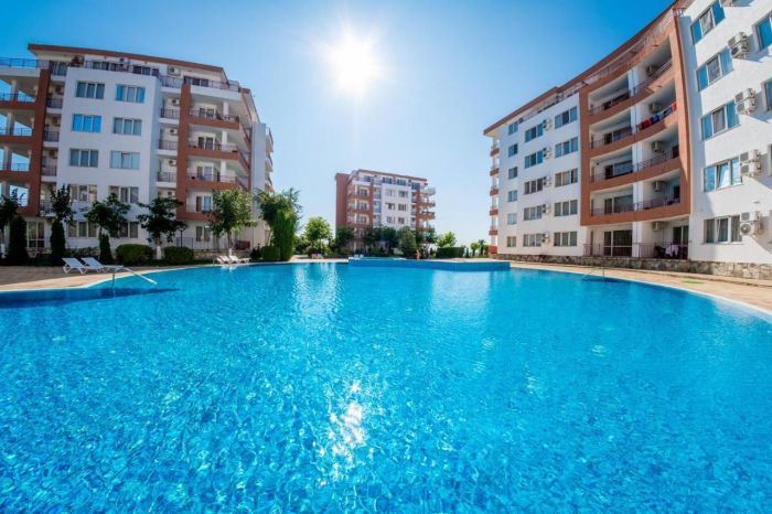 Riviera Fort AH