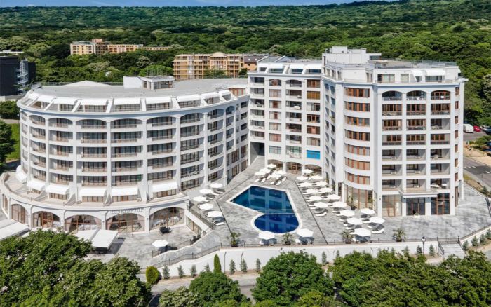 Continental Apartments