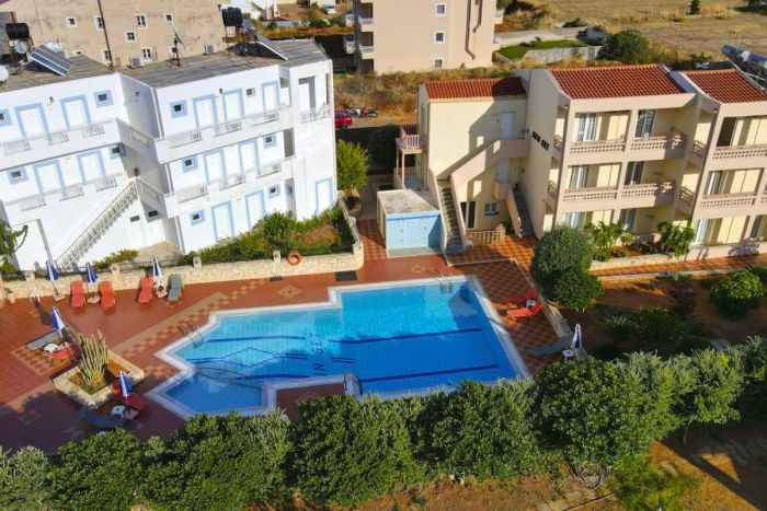 Sunset Studios & Apartments
