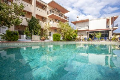 Skentos Hotel