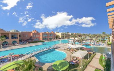Titanic Beach Resort