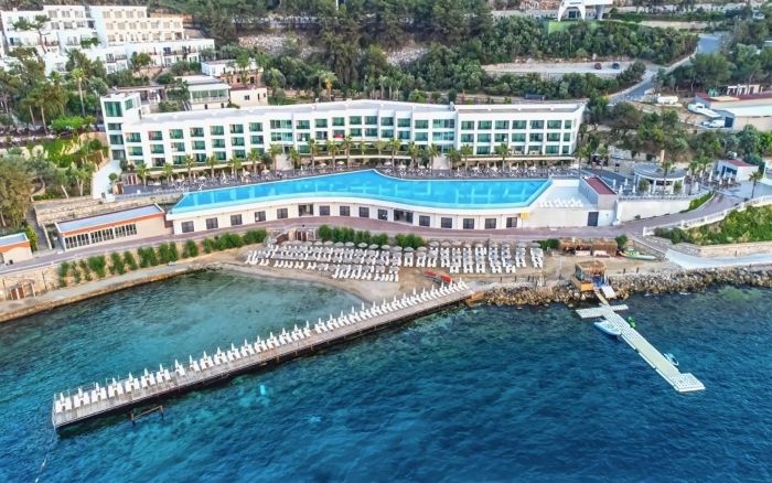Blue Dreams Resort