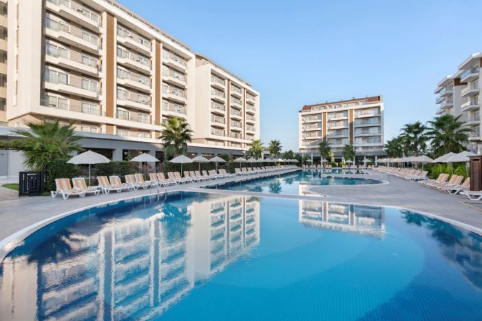 Greenwood Suites Resort