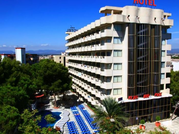 Salou Sunset by Pierre & Vacances