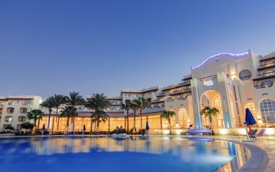 Royal Lagoons Resort and Aqua Park