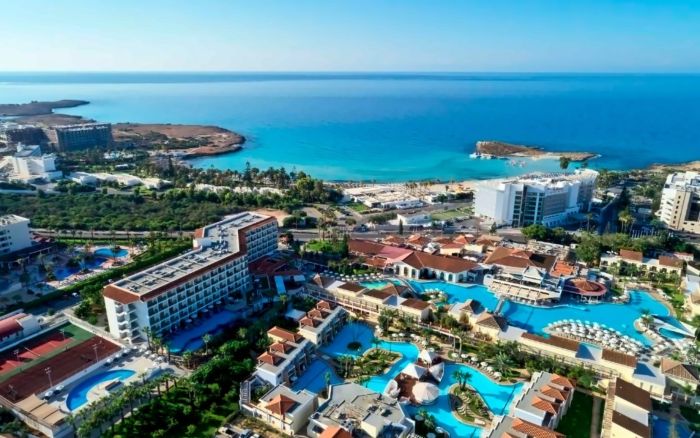 Atlantica Aeneas Resort & Spa