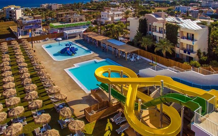 Meropi Hotel & Apartments