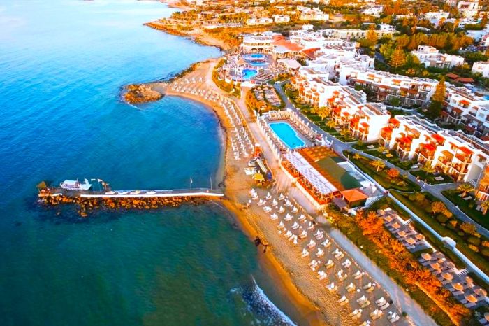 Alexander Beach Hotel & Village