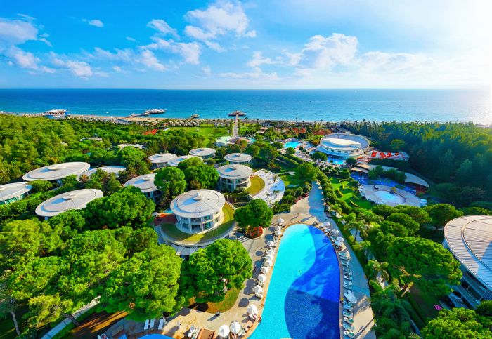 Calista Luxury Resort