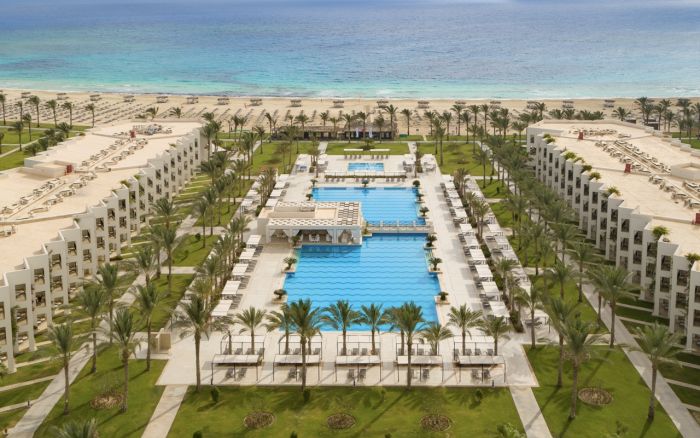 Jaz Elite Crystal, Almaza Bay